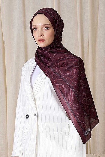 Madame Polo etnik desen şal