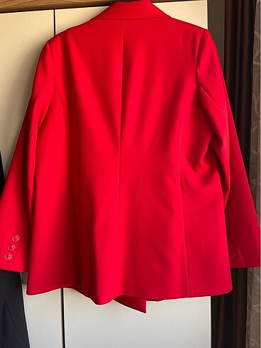 44 Beden kırmızı Renk TUVİD MARKA BLAZER CEKET