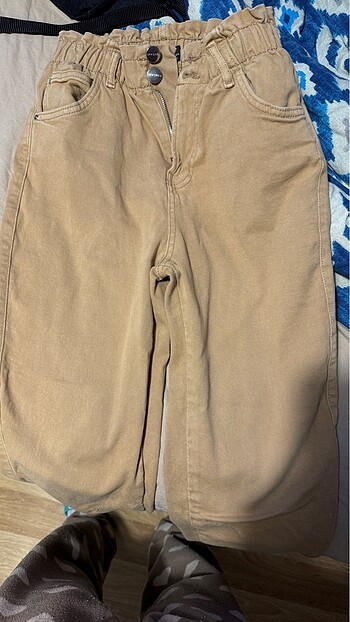 bershka buzgulu kemer bej bol pantolon