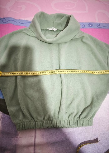 Yeşil Boğazlı Kadın Sweatshirt - Görsel 3