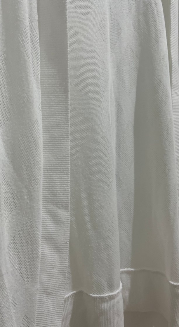 Beyaz V Yakalı Uzun Kollu Kadın Hırka - Görsel 2