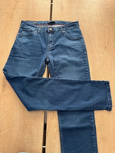 Erkek jeans( kot pantolon )