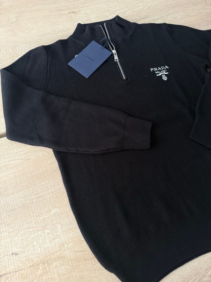 Prada Siyah Uzun Kollu Triko Polo Tişört - Görsel 3