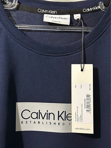 Calvin Klein Calvin Klein