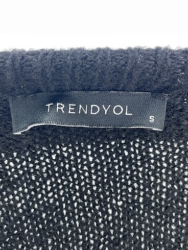 s Beden siyah Renk Trendyol & Milla Kazak / Triko %70 İndirimli.