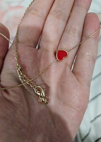 Altın Renkli Kalp Uçlu Kolye - Görsel 2