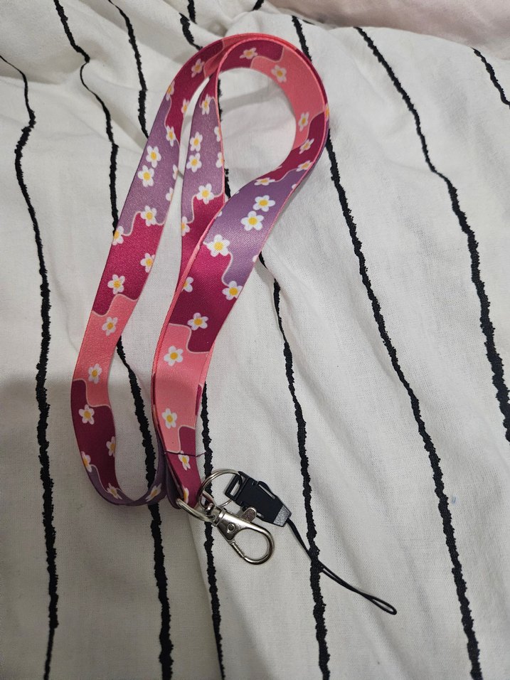 Çiçek Desenli Renkli Kadın Kart Askısı - Görsel 2