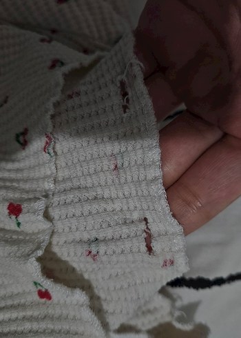 Beyaz Kirazlı Crop Koton - Görsel 4