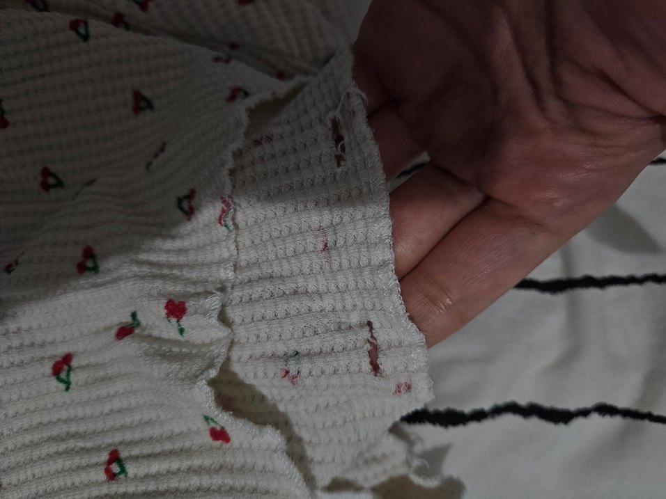 Beyaz Kirazlı Crop Koton - Görsel 4