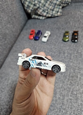  Nissan godzilla 