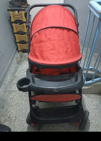 Koyu Kırmızı Bebek Arabası