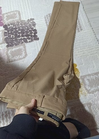 Bej Kemerli Kumaş Pantolon - Görsel 3