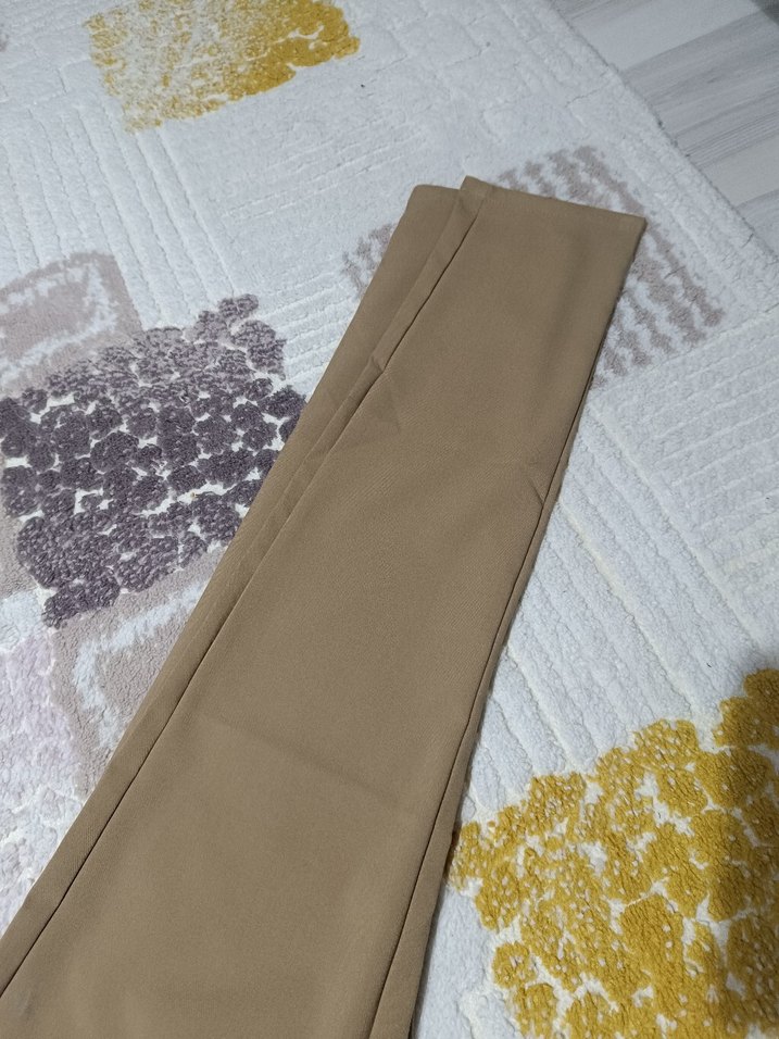 Bej Kemerli Kumaş Pantolon - Görsel 2