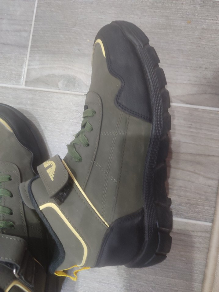 Gri Erkek Çocuk bot - Görsel 3