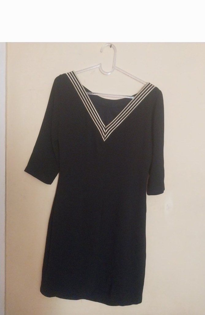 Kısa Kollu Siyah Midi Elbise - Görsel 2