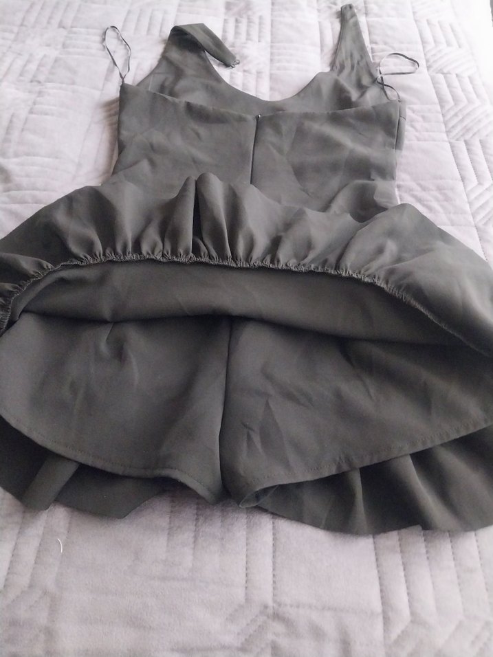 siyah Volanlı boyundan askılı Midi Elbise şortlu - Görsel 2