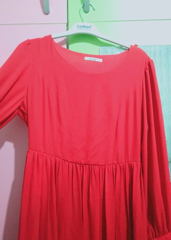 Kırmızı V Yakalı Midi Elbise - Görsel 3