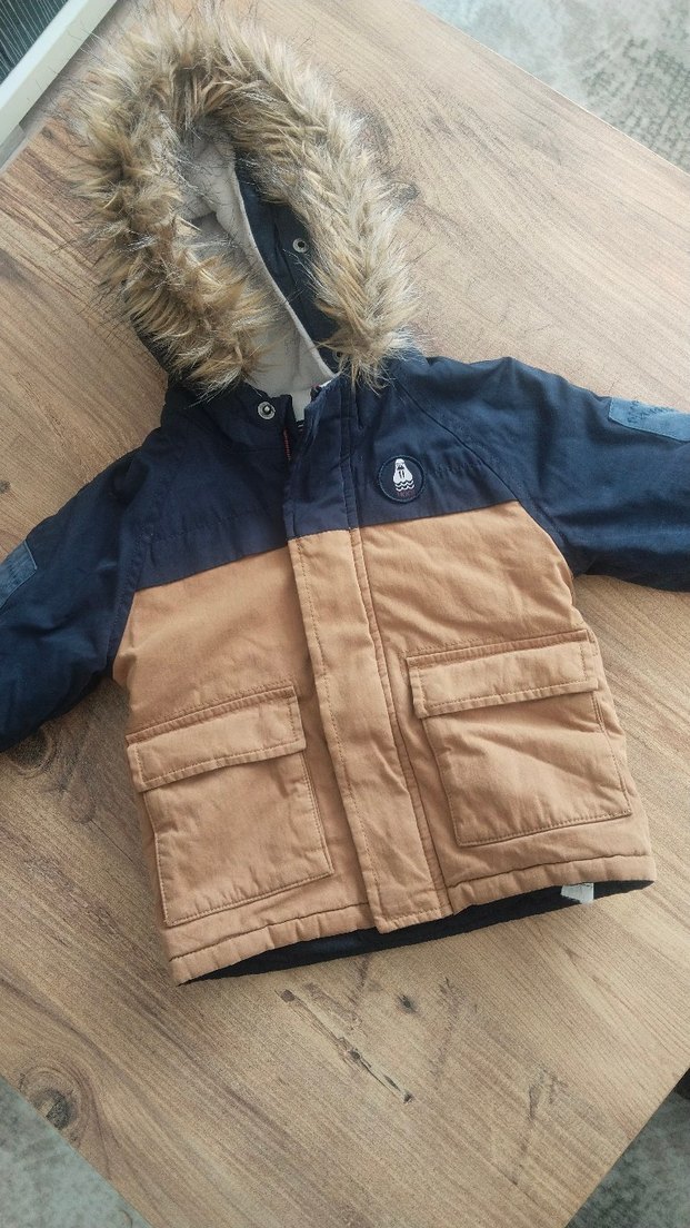 Kürklü Kapüşonlu Erkek Çocuk Mont - Görsel 4