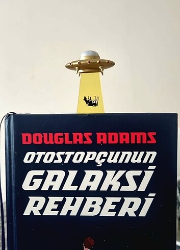Otostopçunun Galaksi Rehberi 5 kitap bir arada Tek cilt - Özel A - Görsel 2