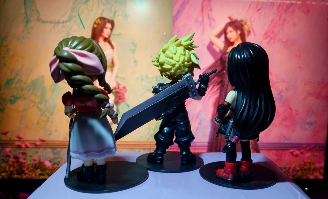 Final Fantasy VII FF7 Remake Cloud Tifa Aerith Anime Oyun Figürü - Görsel 3