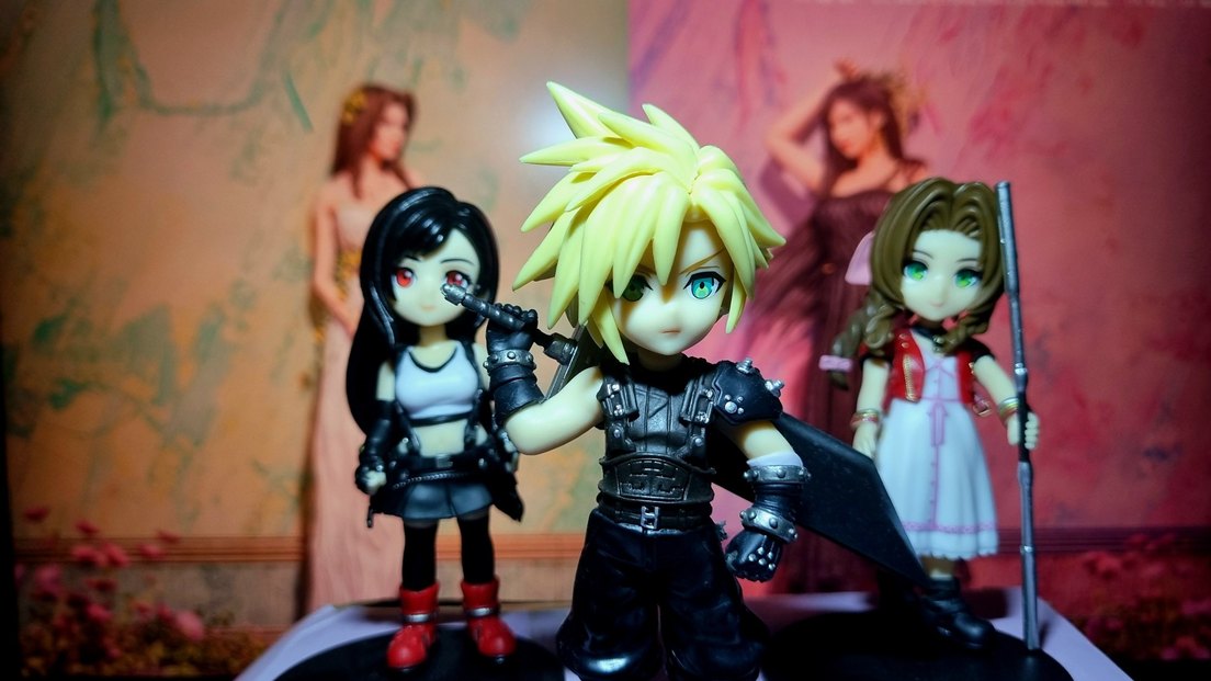 Final Fantasy VII FF7 Remake Cloud Tifa Aerith Anime Oyun Figürü - Görsel 2