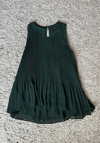 Zara. Bluz M
