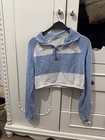 Stradivarius Crop