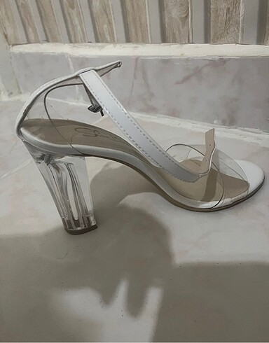 Topuklu ayakkabı - Görsel 6