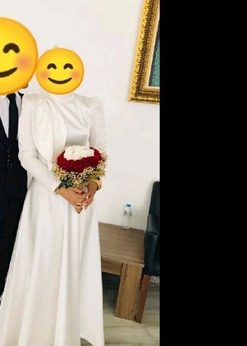 Uzun Beyaz Sade Nikah Elbisesi