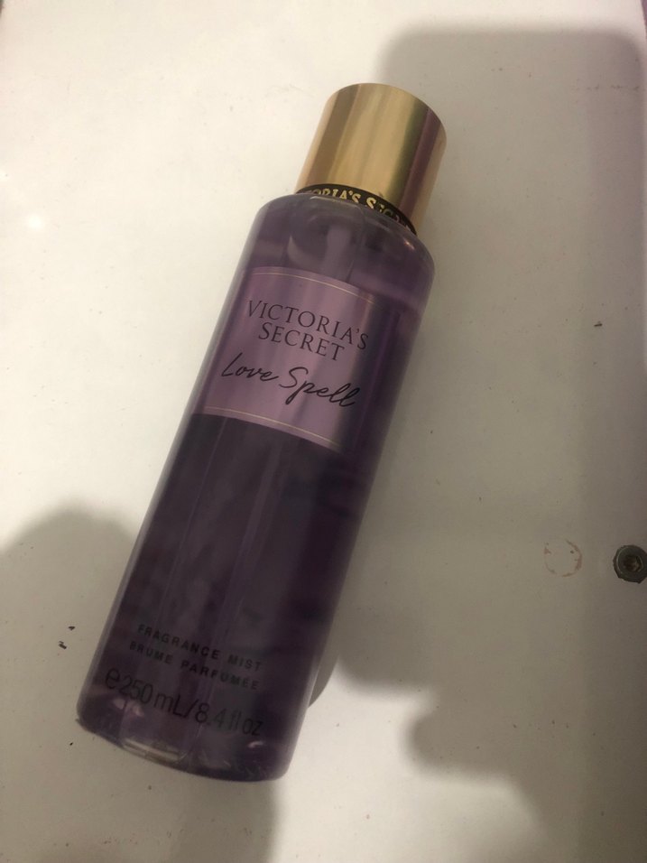 Victoria's Secret vücut spreyi - Görsel 2