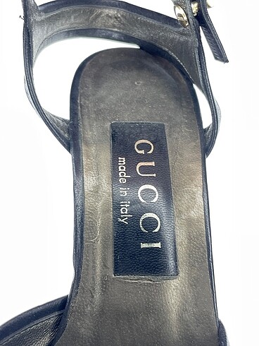 36 Beden siyah Renk Gucci Stiletto %70 İndirimli.