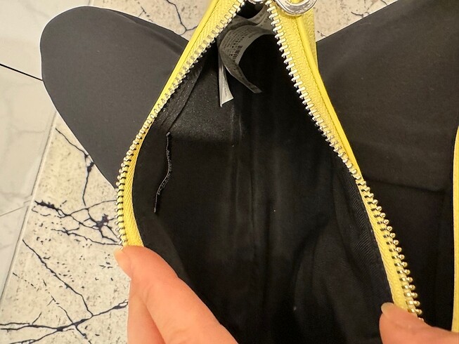 Beden pull and bear çanta