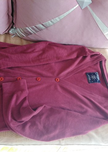 Bordo Düğmeli Kadın Hırka - Görsel 2