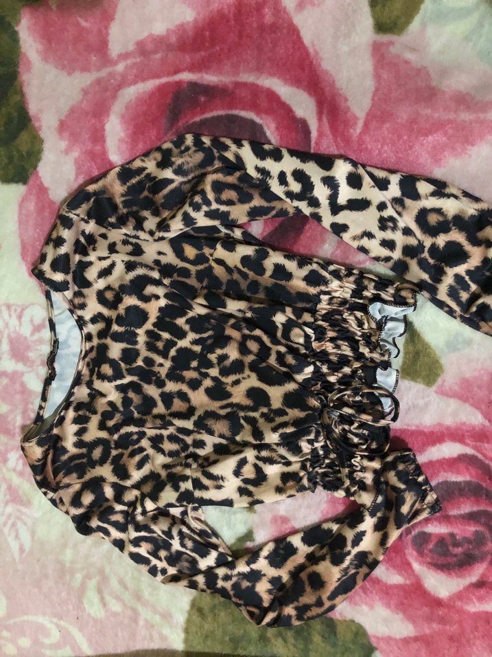 Leopar Desenli Kadın Bluz, Uzun Kollu, Fırfırlı - Görsel 2