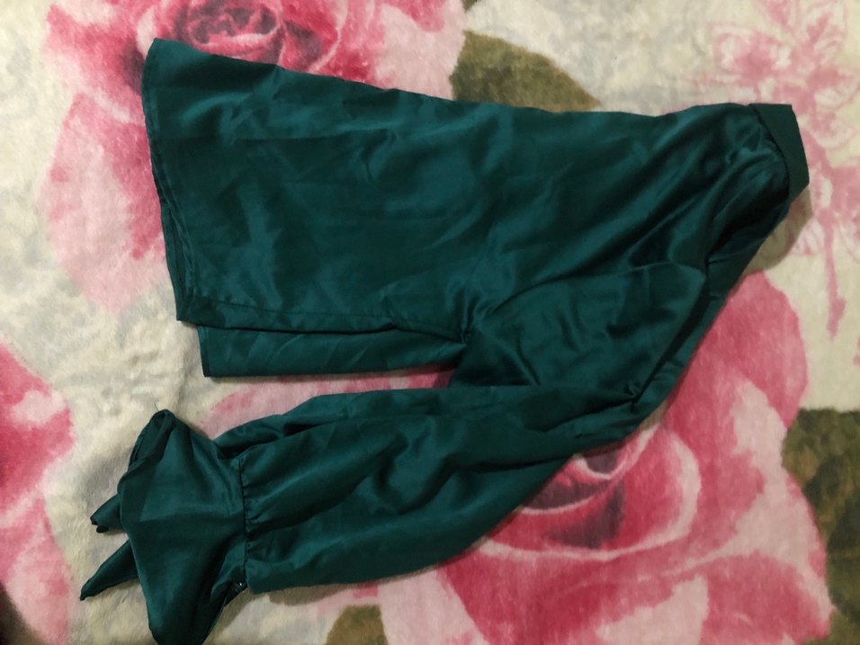 Yeşil Saten Fırfırlı Uzun Kollu gömlek - Görsel 2