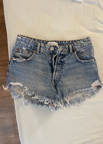 Gevşek Kesim Mini Denim Şort