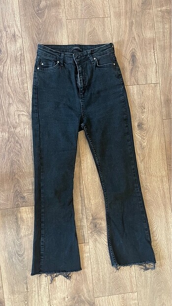 Trendyol siyah jean 38 beden