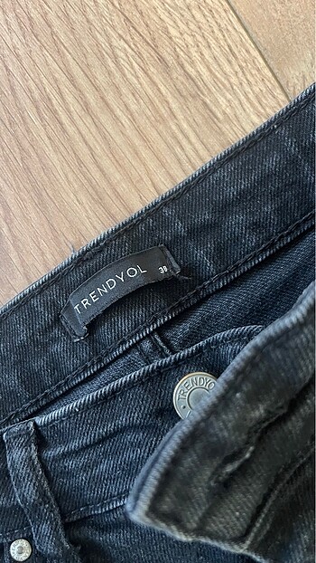 Trendyol & Milla Trendyol siyah jean 38 beden