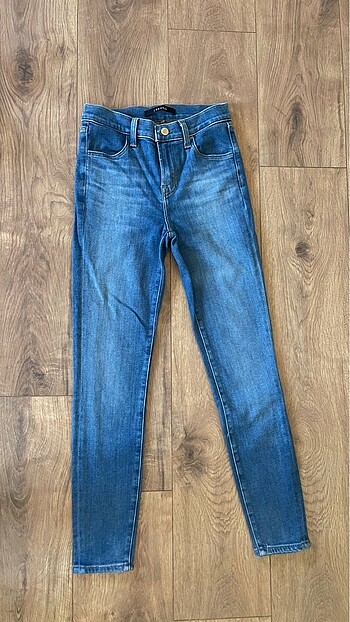 Jbrand jean