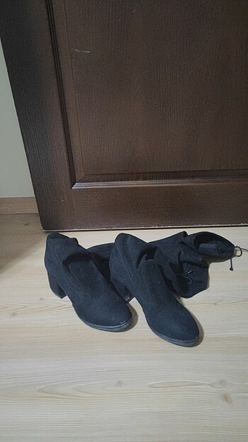 36 Beden Çorap Çizme 