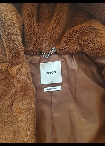 Zara Kürk Mont