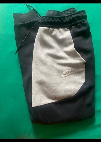 s Beden Nike Siyah Gri Cep Detaylı Eşofman Altı