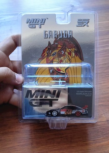 Mini GT Garuda Silvia S15