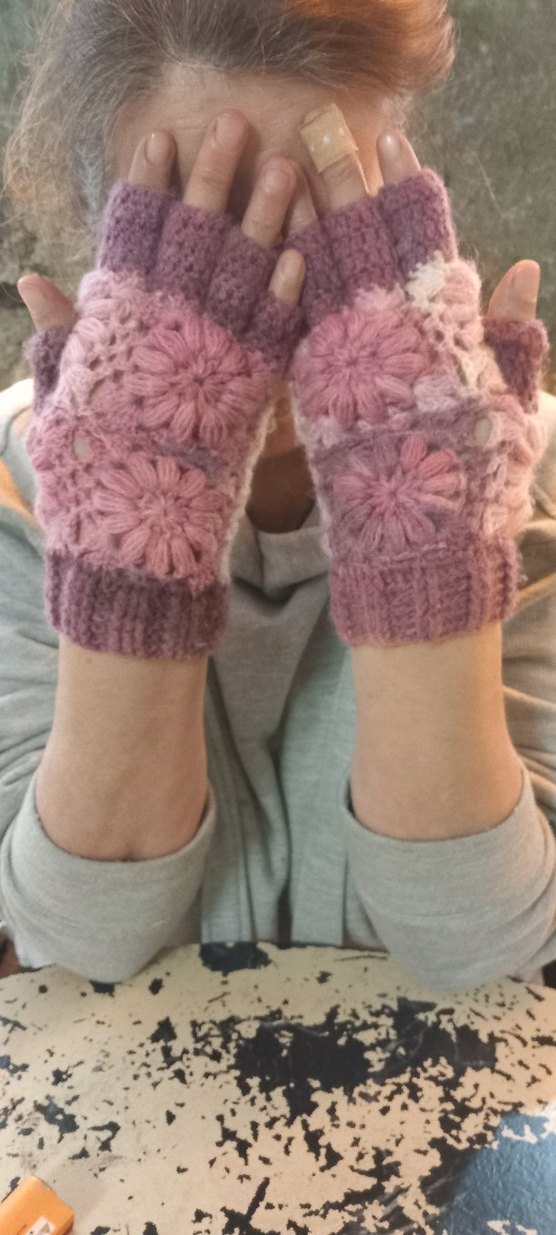 Pembe Bohem Örgü Parmaksız Eldiven - Görsel 2