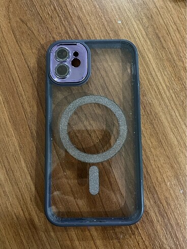 AZ KULLANILMIŞ IPHONE 11 KILIF