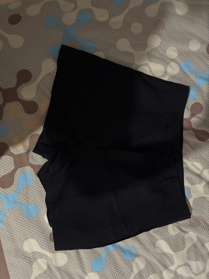Siyah Midi Şort - Görsel 2