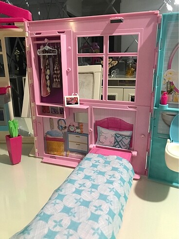  Beden Renk Barbie evi