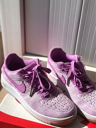 lila airforce