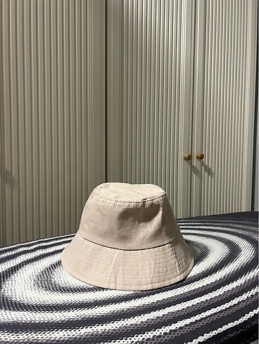H&M bucket şapka
