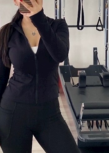 MANGO Uzun Kollu elden geçirmeli Siyah Fermuarlı Spor Üst - Görsel 2